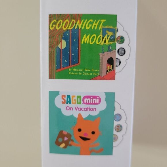 Moonlite™ Storybook Mobile Phone Projector - Picture 6 of 13